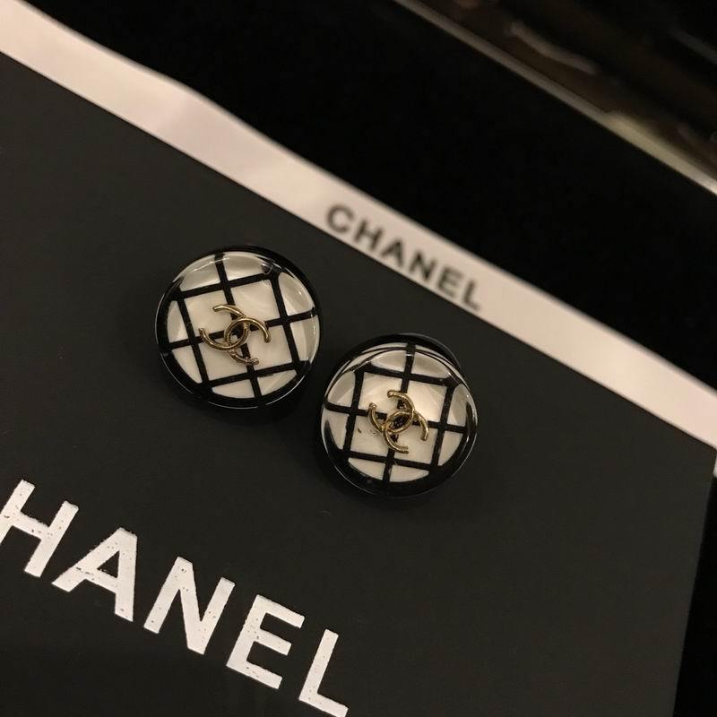 Chanel Earrings 565